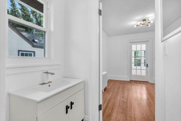 Bathroom, Interior, Wood Texture Flooring
