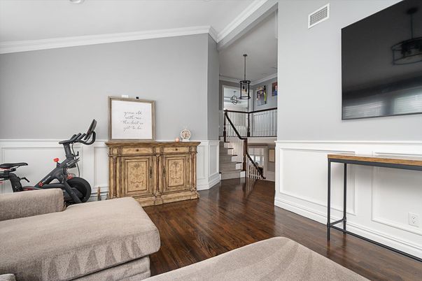 Fitness Equipment, Interior, Recessed Lighting, Wood Texture Flooring