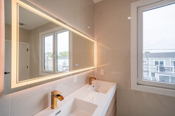 Bathroom, Dual Sink Vanities, Interior