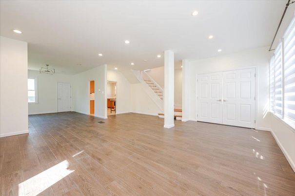 Empty room, Interior, Recessed Lighting, Wood Texture Flooring
