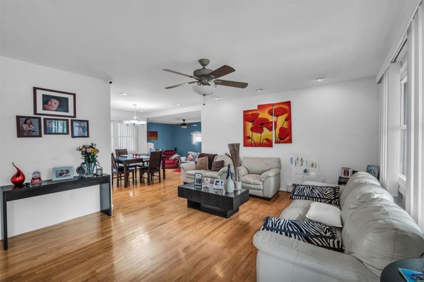 Dining room, Interior, Living room, Pendant Lights, Recessed Lighting, Wood Texture Flooring