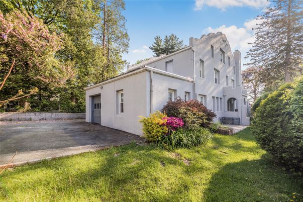 Backyard, Detached Garage, Exterior