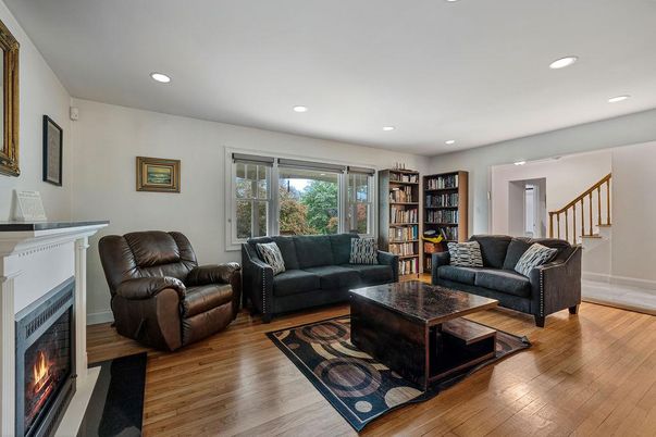 Fireplace, Interior, Living room, Recessed Lighting, Wood Texture Flooring