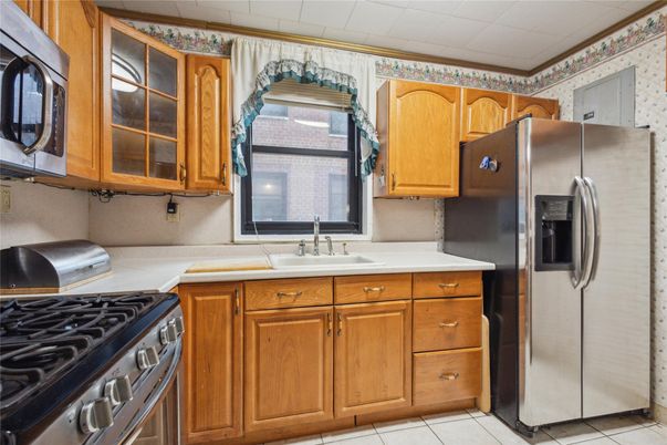 Interior, Kitchen, Stainless Steel Appliances