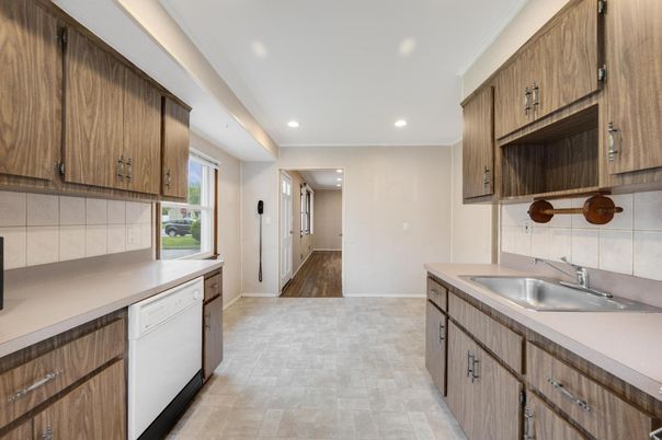 Interior, Kitchen, Recessed Lighting