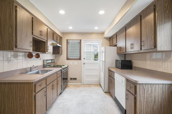 Interior, Kitchen, Recessed Lighting, Stainless Steel Appliances