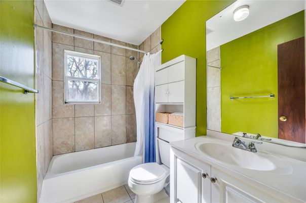 Bathroom, Interior