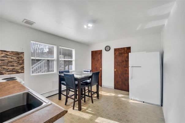 Dining room, Interior