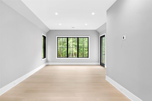 Empty room, Interior, Recessed Lighting, Wood Texture Flooring