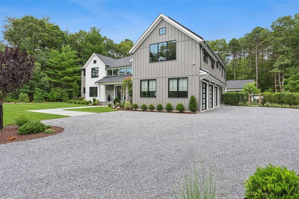 Backyard, Exterior, Facade, Farmhouse