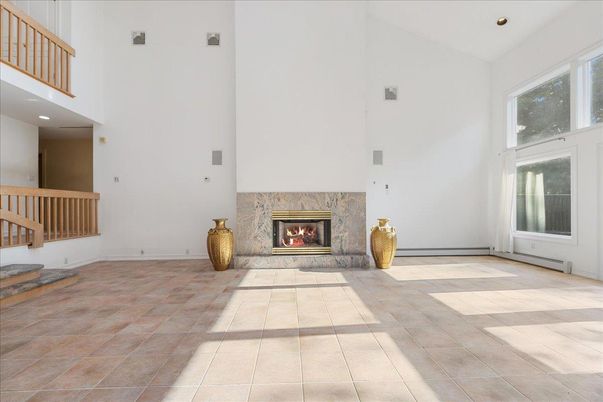Fireplace, Interior, Recessed Lighting