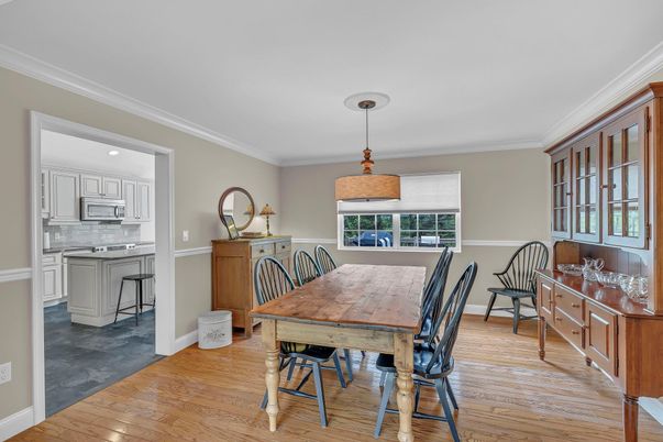 Dining room, Interior, Kitchen, Pendant Lights, Wood Texture Flooring