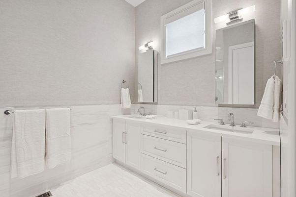 Bathroom, Dual Sink Vanities, Interior
