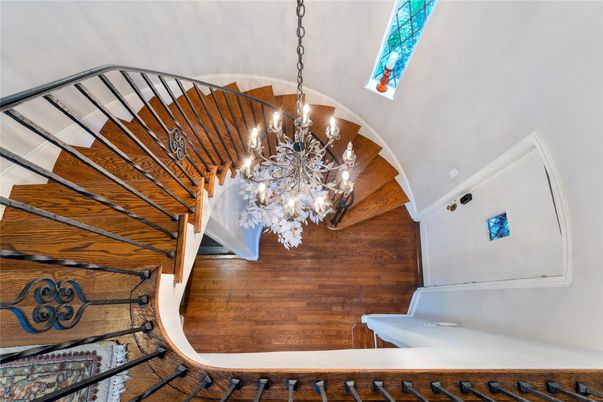 Chandelier, Interior, Wooden Walls
