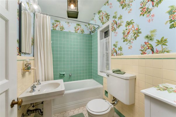 Bathroom, Interior