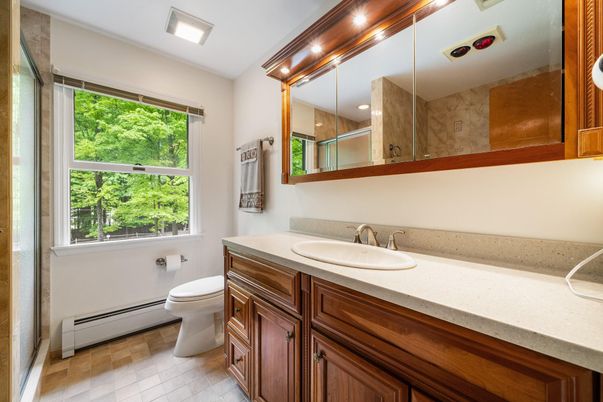Bathroom, Interior, Recessed Lighting