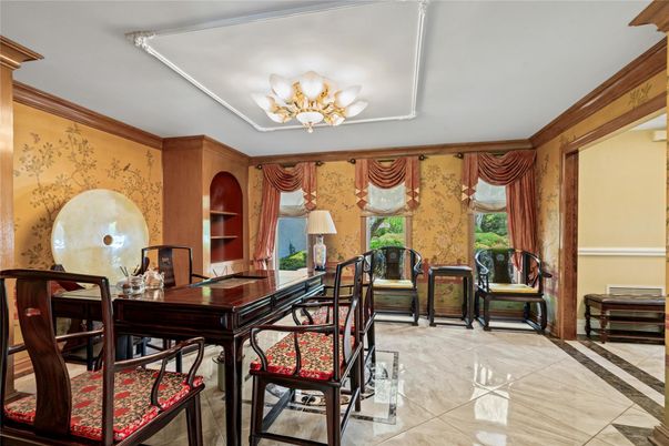 Chandelier, Dining room, Interior