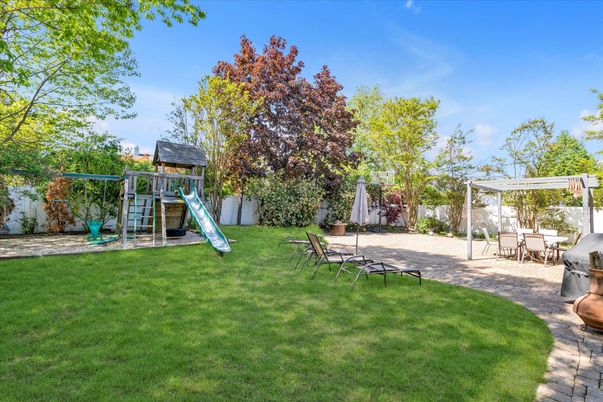 Backyard, Exterior, Playground