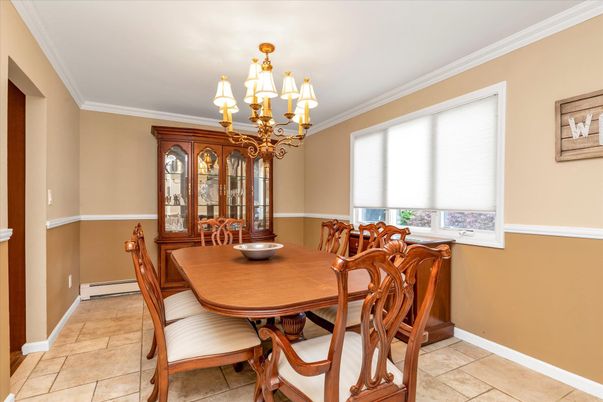 Chandelier, Dining room, Interior