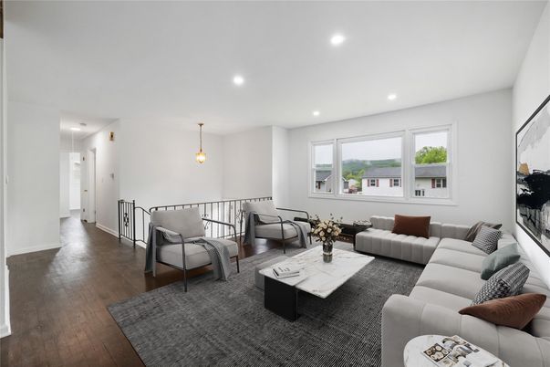 Interior, Living room, Pendant Lights, Recessed Lighting, Wood Texture Flooring