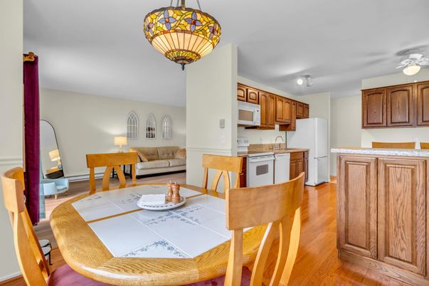 Dining room, Interior, Kitchen, Pendant Lights, Wood Texture Flooring