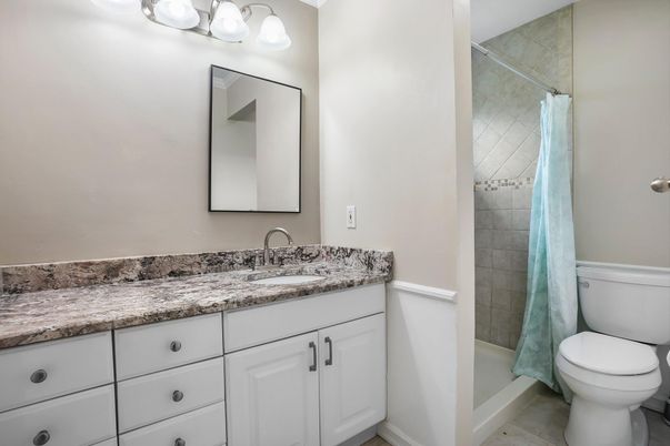 Bathroom, Dual Sink Vanities, Interior