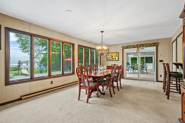 Chandelier, Dining room, Interior