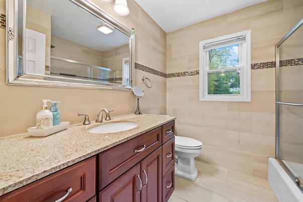 Bathroom, Dual Sink Vanities, Glass Shower, Interior