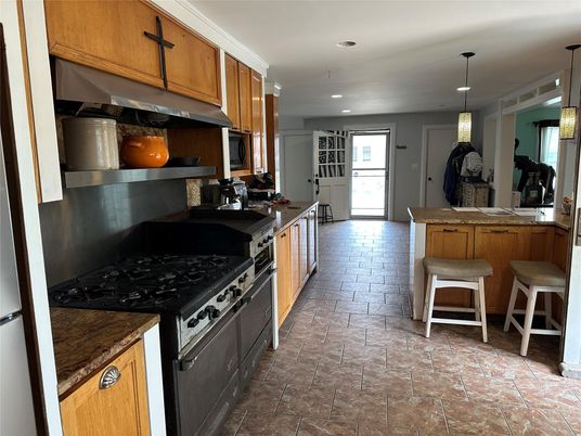 Interior, Kitchen, Pendant Lights, Recessed Lighting