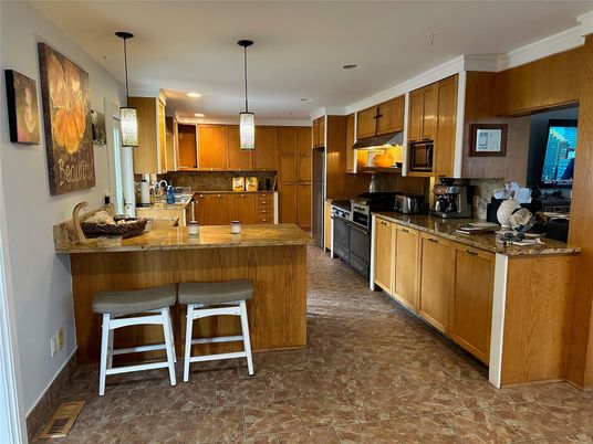 Interior, Kitchen, Pendant Lights, Recessed Lighting