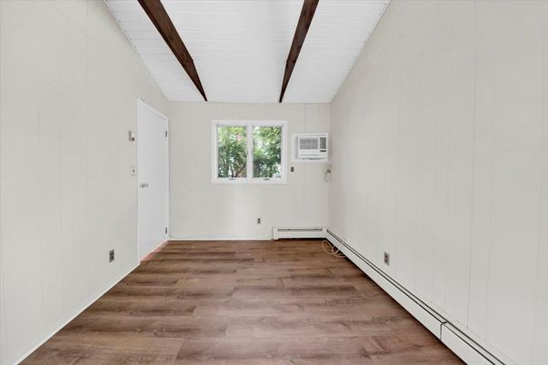 Empty room, Interior, Wooden Beams, Wood Texture Flooring