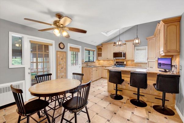 Dining room, Interior, Kitchen, Pendant Lights