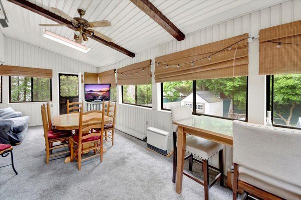 Dining room, Interior, Wooden Beams