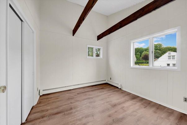 Empty room, Interior, Wooden Beams, Wood Texture Flooring