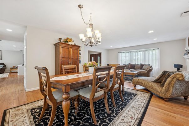 Chandelier, Dining room, Interior, Living room, Recessed Lighting, Wood Texture Flooring