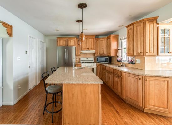 Interior, Kitchen, Pendant Lights, Recessed Lighting, Wood Texture Flooring