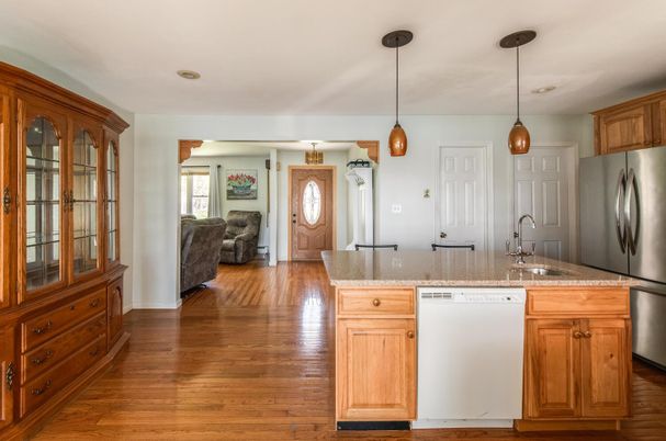 Interior, Kitchen, Pendant Lights, Recessed Lighting, Wood Texture Flooring