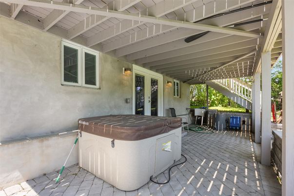 Exterior, Hot Tub