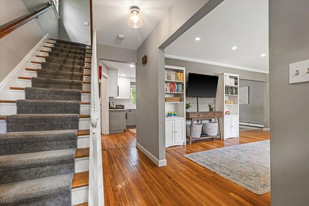 Interior, Recessed Lighting, Wood Texture Flooring