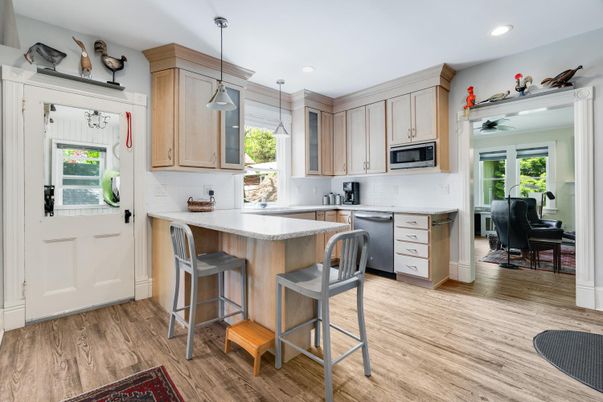 Interior, Kitchen, Pendant Lights, Recessed Lighting, Wood Texture Flooring