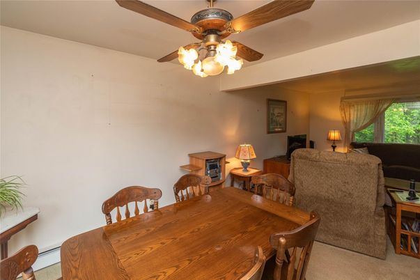 Dining room, Interior