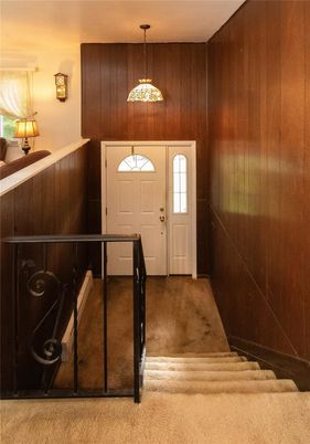 Interior, Pendant Lights, Wooden Walls