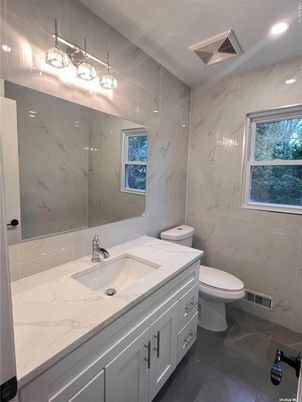 Bathroom, Interior, Marble Walls, Recessed Lighting