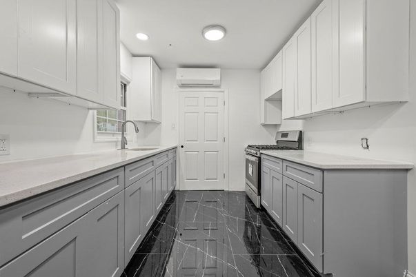 Interior, Kitchen, Marble, Recessed Lighting
