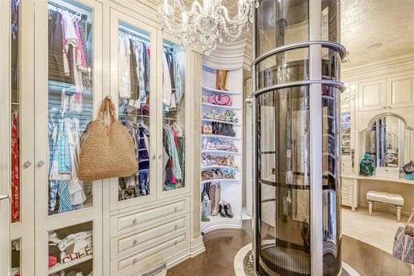 Chandelier, Interior, Walk-in Closets, Wood Texture Flooring