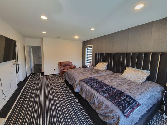 Bedroom, Interior, Recessed Lighting