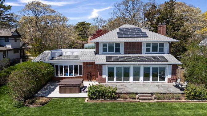 Exterior, Facade, Brick Facade, Solar Panels, Queen Anne Victorian