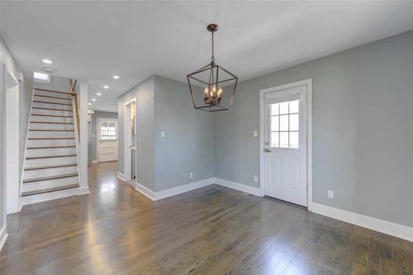 Empty room, Interior, Pendant Lights, Recessed Lighting, Wood Texture Flooring