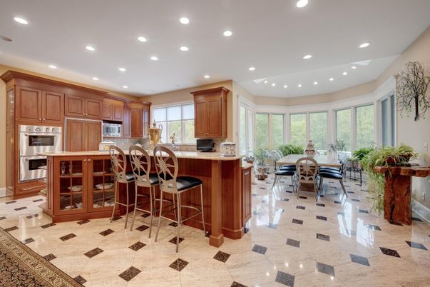 Dining room, Interior, Kitchen, Recessed Lighting, Stainless Steel Appliances
