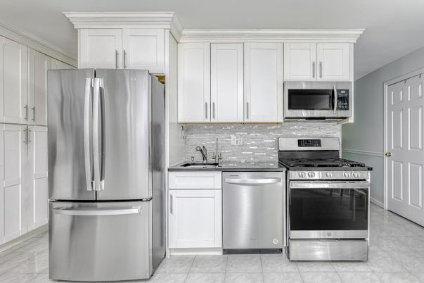 Interior, Kitchen, Marble, Stainless Steel Appliances